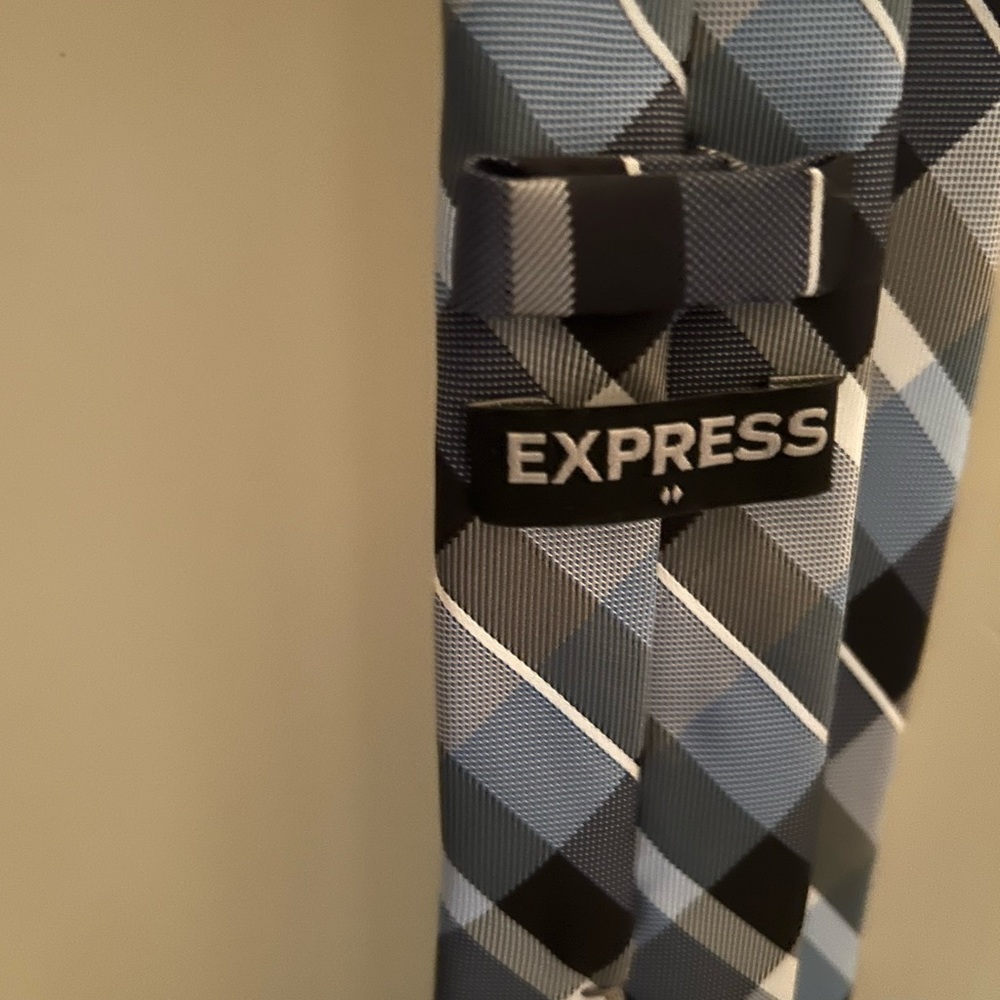 Necktie
